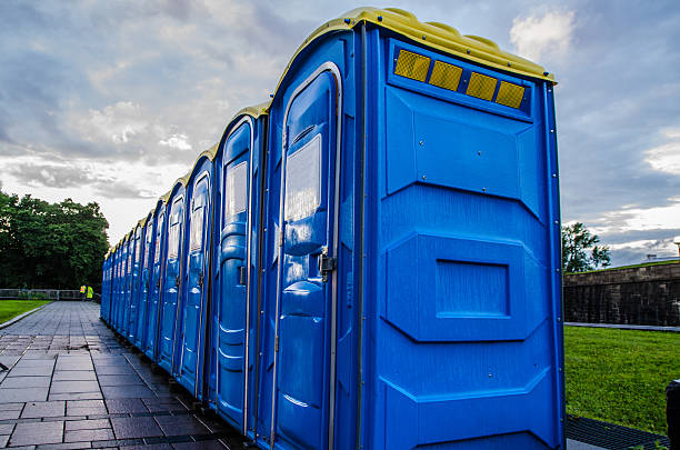 Portable Toilet Options We Offer in Smiths Station, AL